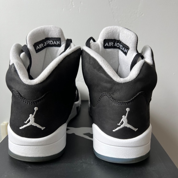 Jordan 5 Retro Moonlight (2021) - Picture 4 of 5